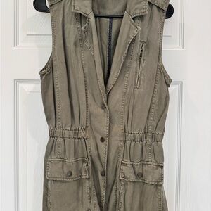 Women's Sleeveless Utility Jacket Vest - Olive Green